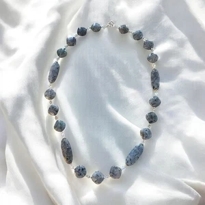 Graue Larvikit Stein Perlen Halskette mit Kristall Abstandshalter Sterling 925 19" - Bild 1 von 3