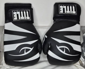 Title Classic Black/White Boxing Gloves MMA 14oz - Picture 1 of 9