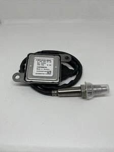 Sonda lambda sensor original Mercedes Nox Continental A0009059703 - Imagen 1 de 4
