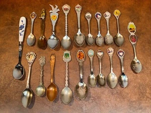 VINTAGE LOT of 20 Souvenir Collector Spoons States & Destinations - Picture 1 of 23