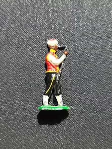 VINTAGE TOY SOLDIER MARCHING SAXOPHONE PLAYER Made In England 1950's - Picture 1 of 5