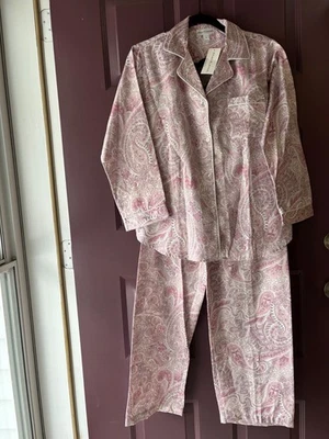 PIJAMA MISS ELAINE 2 PIEZAS - ROSA PAISLEY TALLA PEQUEÑA - NUEVO CON ETIQUETAS Foto 1 de 4