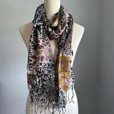 Cachecol estampa animal leopardo girafa mix boho envoltório xale franja tons neutros 74x22 - Imagem 1 de 4