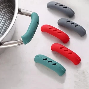 Silicone Pot Pan Handle Kitchen Saucepan Holder Covers Grip Slip Sleeve - 4 Pcs - Picture 1 of 16