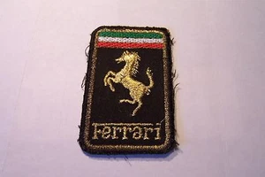 BADGES/TOPPA: ferrari cavallino - originale - cm 4,3 X 7,3 - - Picture 1 of 1