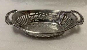 Unusual 1929 Birmingham Sterling Silver Small BonBon Dish “A Round” Silversmith - Picture 1 of 9