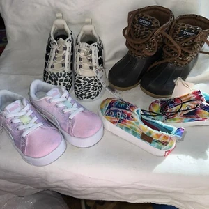 Lot of 4 girls shoes size 6/7 NWT Puma Sperry Adidas - Picture 1 of 8