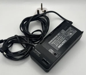 ADAPTADOR AC AFILADO AA-75H Camcoder Cargador de Batería 25W - Imagen 1 de 4