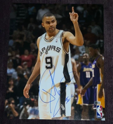 ФОТОГРАФИЯ ТОНИ ПАРКЕРА с автографом San Antonio SPURS 16x20 Beckett BAS - Изображение 1 из 3