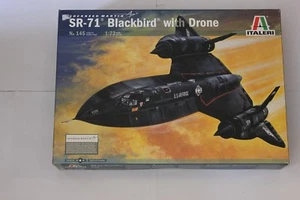 Mirlo Italeri 145 SR-71 con dron escala 1/72 - Imagen 1 de 4