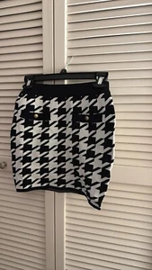 Central Park West NWT Houndstooth Size Small Revolve Sold Out! - Picture 1 of 3