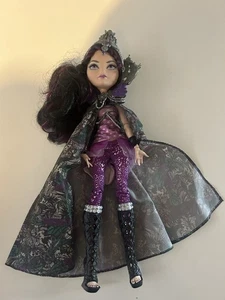 EVER AFTER HIGH LEGACY DAY RAVEN QUEEN DOLL - Picture 1 of 1