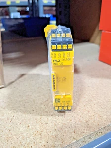 Pilz PNOZ s22 C Sicherheitsrelais, 751132, 24VDC, 2x3 n/o, 1 n/c - Bild 1 von 2