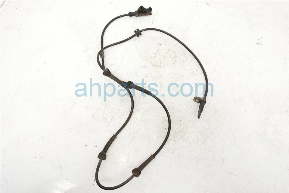 Sensor antifreno ABS rueda delantera Infiniti M45 2006-2010 tracción delantera 47910-Eg000 Foto 1 de 4