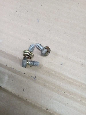 Tornillos de vidrio para puerta Mazda Mx5 Miata 90-97 pernos de ventana Foto 1 de 3