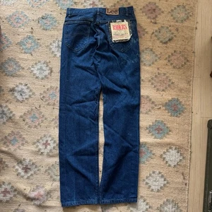 NUEVO CON ETIQUETAS DE COLECCIÓN Lee Jeans Para Hombres 30x32 101-Z Jinetes Corte Vaquero Años 80 90 Lavado Oscuro DS DEFECTUOSO - Imagen 1 de 13