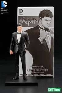 KOTOBUKIYA SDCC BRUCE WAYNE Batman DC Comics ArtFX+ STATUE 2016 1:10 LIMITED ED - Picture 1 of 6