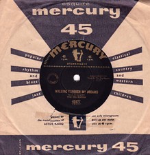 The BIG BOPPER Walking Through My Dreams / Someone Watching You 45  SirH70