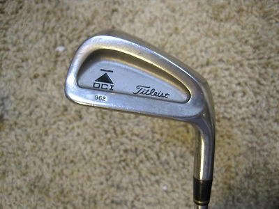* Titleist DCI 962 4 Iron True Temper Dynamic Gold S300 Steel Shaft - Image 1 of 4