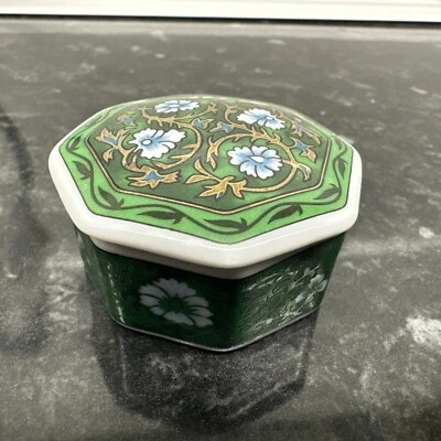 Delprado Vintage Pill Trinket Box - No. 7 - Image 1 of 3