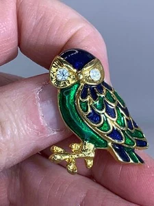Brosche Anstecknadel Vogel Eule grün blau Emaille Strass Augen Vintage Gold M-3546* - Bild 1 von 4