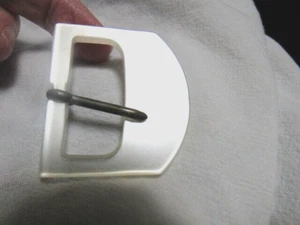 Vintage Belt Buckle Lucite Plastic Pearl Moonglow Western Style - Picture 1 of 6