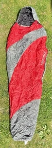 Marmot Aspen 40F Minimalist Red Mummy #93000 Sleeping Bag Excellent Condition - Picture 1 of 11