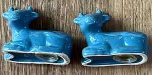 Kuh Salz und Pfefferstreuer (klein und blau) kniend - Bild 1 von 4