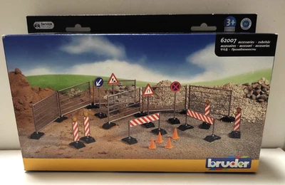 BRUDER 1:16 ACCESSORI  SET CANTIERE  SEGNALETICA LAVORI STRADALI   ART  62007 - Immagine 1 di 2