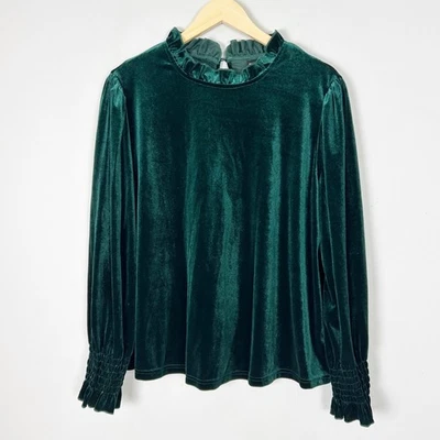 Women's Green Velvet Long Sleeve Top Classic Holiday Party Size 2XL - Image 1 of 4