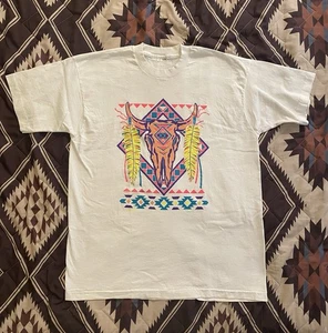 Camiseta de Colección FOTL Puntada Única Estampado de Neón Calavera de Toro Blanca Adulto Talla XL - Imagen 1 de 8