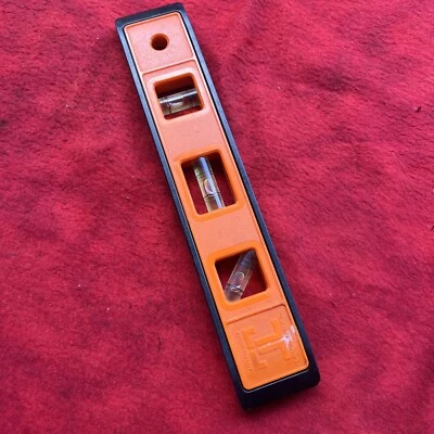 JOHNSON (ORANGE) TORPEDO LEVEL (t9) - Image 1 of 4