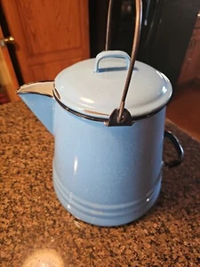 RARE Vintage Large Robin Egg Blue Enamelware Kettle 11.5x10” Wooden Wired Handle - Picture 1 of 19