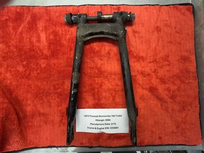 Triumph Bonneville 750 T 140 V 1973 brazo oscilante Foto 1 de 4