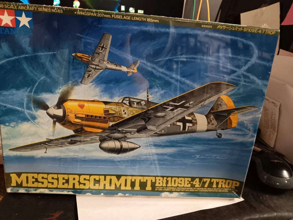 Tamiya Messerchmitt BF109E-4/7 trop 1/48 scale model kit - Image 1 of 1