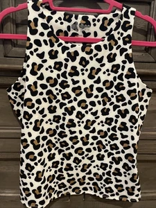 Lularoe Cropped Workout Top - Large - Picture 1 of 5