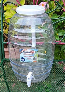 American Maid 5 Gallonen Getränke Gatorade Wasserspender USA Neu BPA frei weiß  - Bild 1 von 6