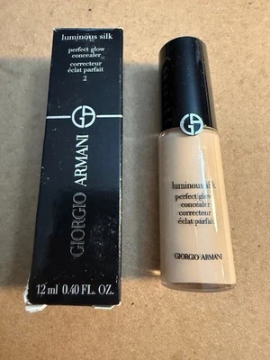 Giorgio Armani Luminous Silk PERFECT GLOW CONCEALER # 2 NIB Free Shipping - Image 1 of 3