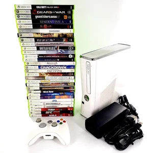 Xbox 360 S Slim Console 1439 Bundle 320GB Bianca con 29 Giochi e Controller Testato - Foto 1 di 13