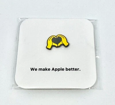 Apple Herz Hände Emoji Pin Anstecker Mitarbeiter Exklusiv Selten "We make App... - Bild 1 von 4