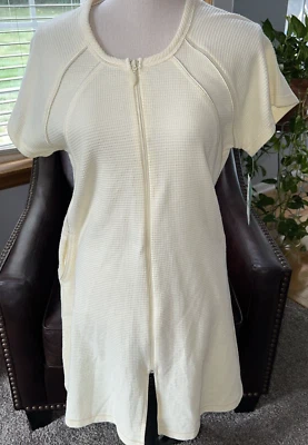 NUEVO CON ETIQUETAS Vanity Fair Pequeño Amarillo Cremallera Bata Tejido Gofre Corto Slvs 60/40 Cuna/Poliéster Foto 1 de 4