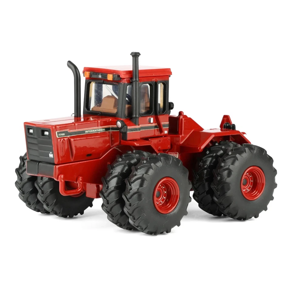 ERTL International Harvester 7788 4WD 2025 National Farm Toy Show 1/64 ZFN44474 - Image 1 of 2