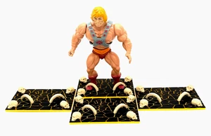 KONVOLUT 4 CUSTOM STÄNDER PASSEND FÜR MASTERS OF THE UNIVERSE VINTAGE FIGUREN. VERSAND KOSTENLOS! - Bild 1 von 4