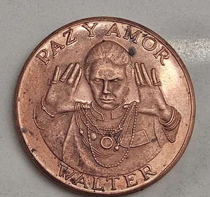 Medalla 1980's WALTER MERCADO Astrologo TV Latinoamerica PONCE PUERTO RICO Cobre - Picture 1 of 9
