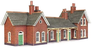 Metcalfe PN137 N Gauge Country Station Card Kit - Picture 1 of 4