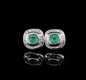 A Pair Of 14ct Yellow Gold Emerald & Diamond Cluster Stud Earrings Val $5060 - Picture 1 of 4