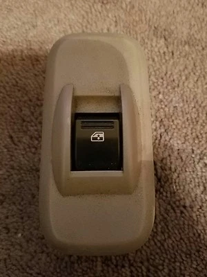 Interruptor de puerta de ventana eléctrica trasera Chevy Trailblazer GMC Envoy 2006-2009 OEM gris  Foto 1 de 2