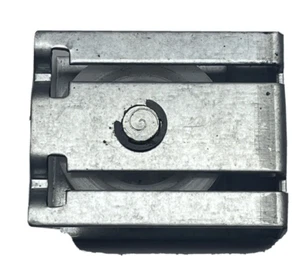 Tapa de riel extremo de puerta de garaje Ryobi GD200 DH1094 - Imagen 1 de 6