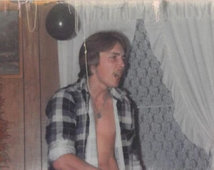1980er Jahre Original Farbfoto 3,5 x 4,5 Mann gestohlene Aufnahme Gay Interest F52 #12 - Bild 1 von 2