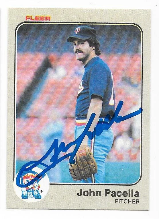 JOHN PACELLA 1983 FLEER AUTOGRAPHED SIGNED # 622 MINNESOTA TWINS - Image 1 of 1